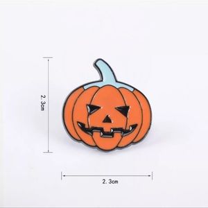 Pumpkin brooch